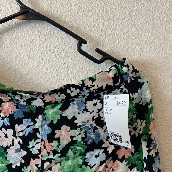 H&M Floral Top and Skirt Set - Picture 3 of 6